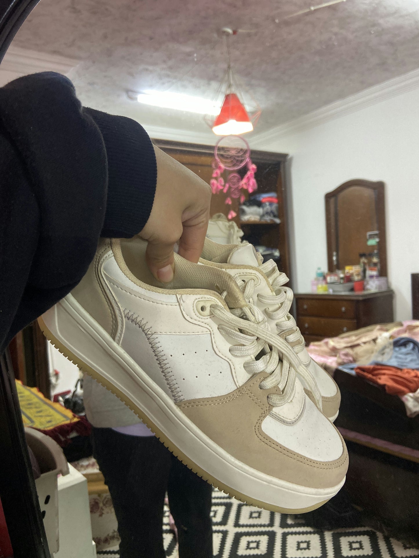 white-Sneakers-39