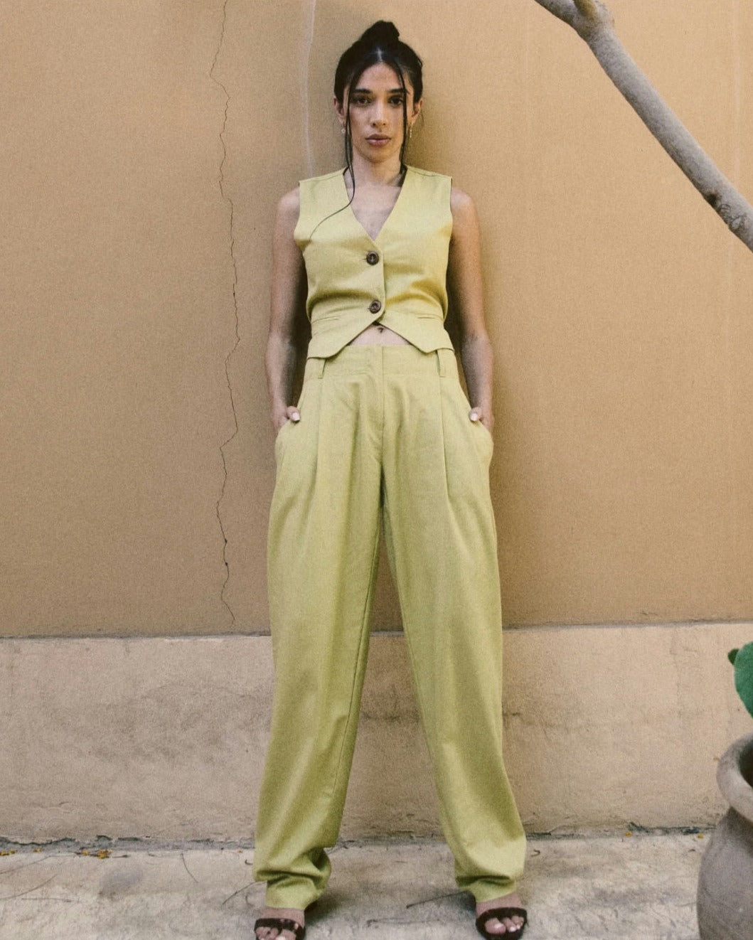 Linen vest and linen suit pants-Kiwi green-M/L