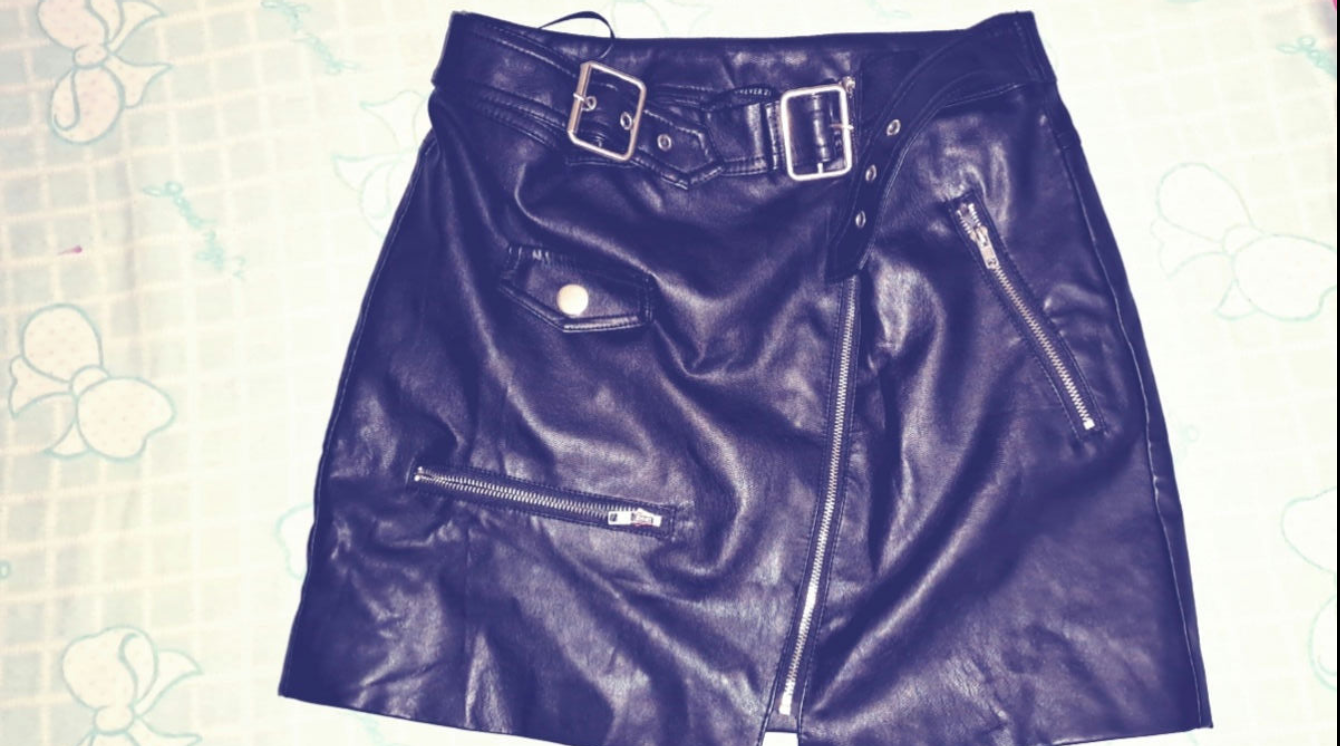 Leather skirt-Black-S