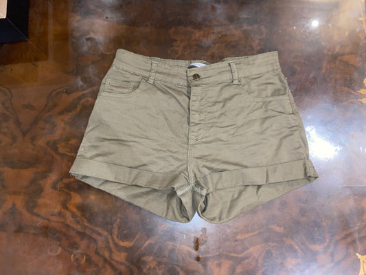 Short-Olive-Fits S-M